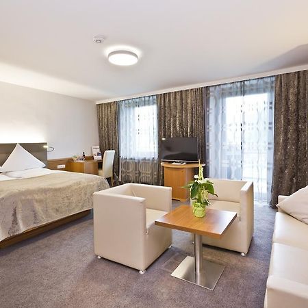 Stadthotel Goldenes Schiff Bad Ischl Exterior foto